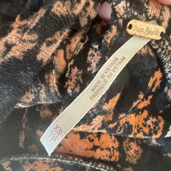 Free People Heartbeat Mini Dress Long Sleeve Black Floral Boho Romantic Party XS - Picture 10 of 10